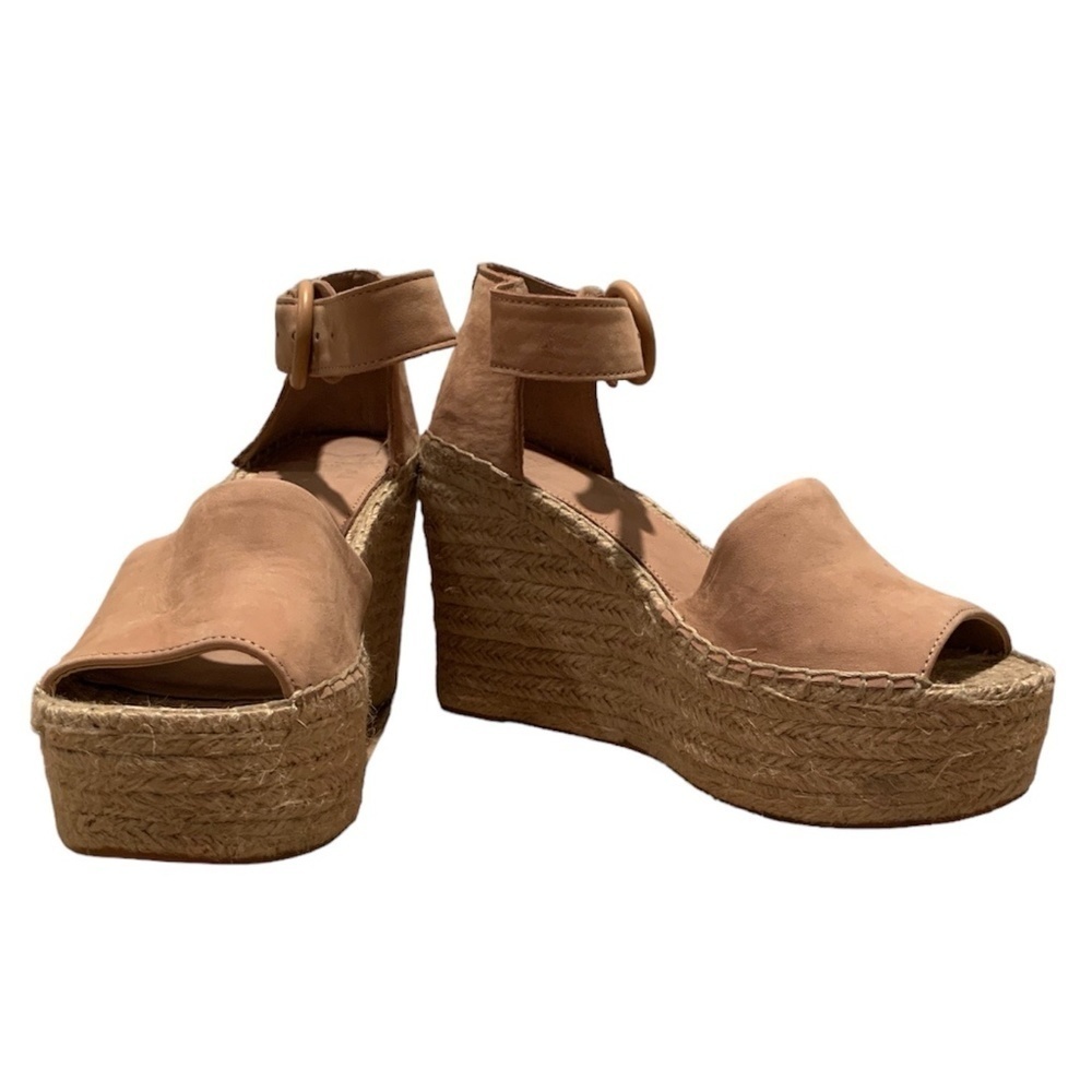 Marc Fisher Alida Espadrille Wedge Sandals in Tan Size 9